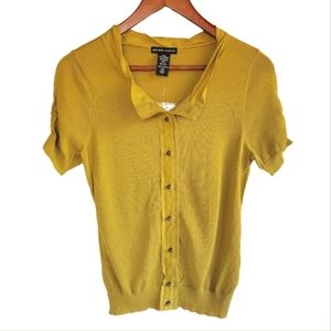 NWT NY & Co Silk Trimmed Short Sleeve Button Down Top Yellow Womens XS